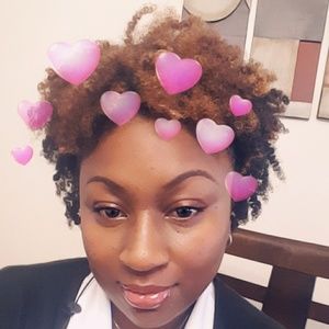 Meet your Posher, Latoya